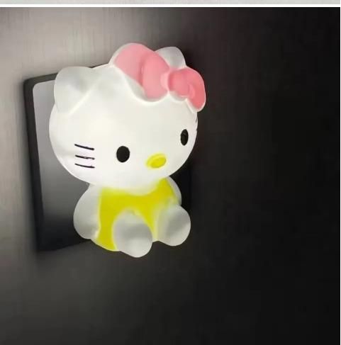 Cute Kitty Plug-In Night Light – Cute Bedroom Lamp